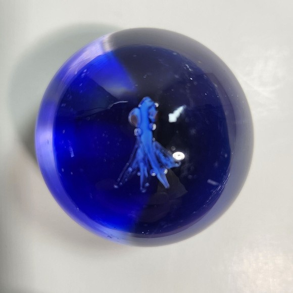 Glass Paperweight Ocean Squid Animal Clear Blue 2.25 in. Blown Sea Octopus - Picture 2 of 7